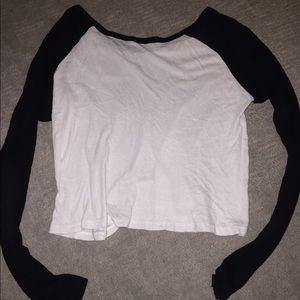 Brandy Melville long sleeve tee